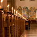 Billede af kirkebænke i Ribe Domkirke